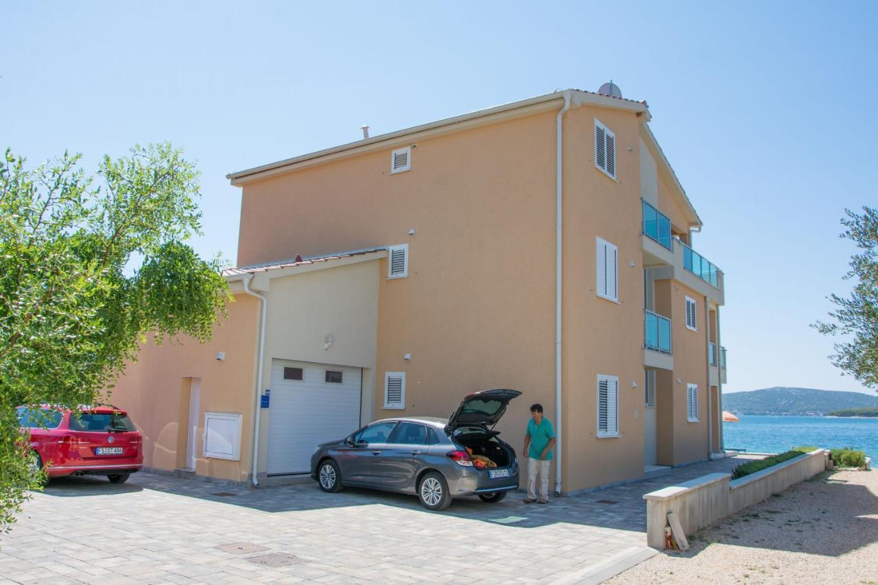 Apartments Citrine On The Beach Biograd na Moru Kültér fotó