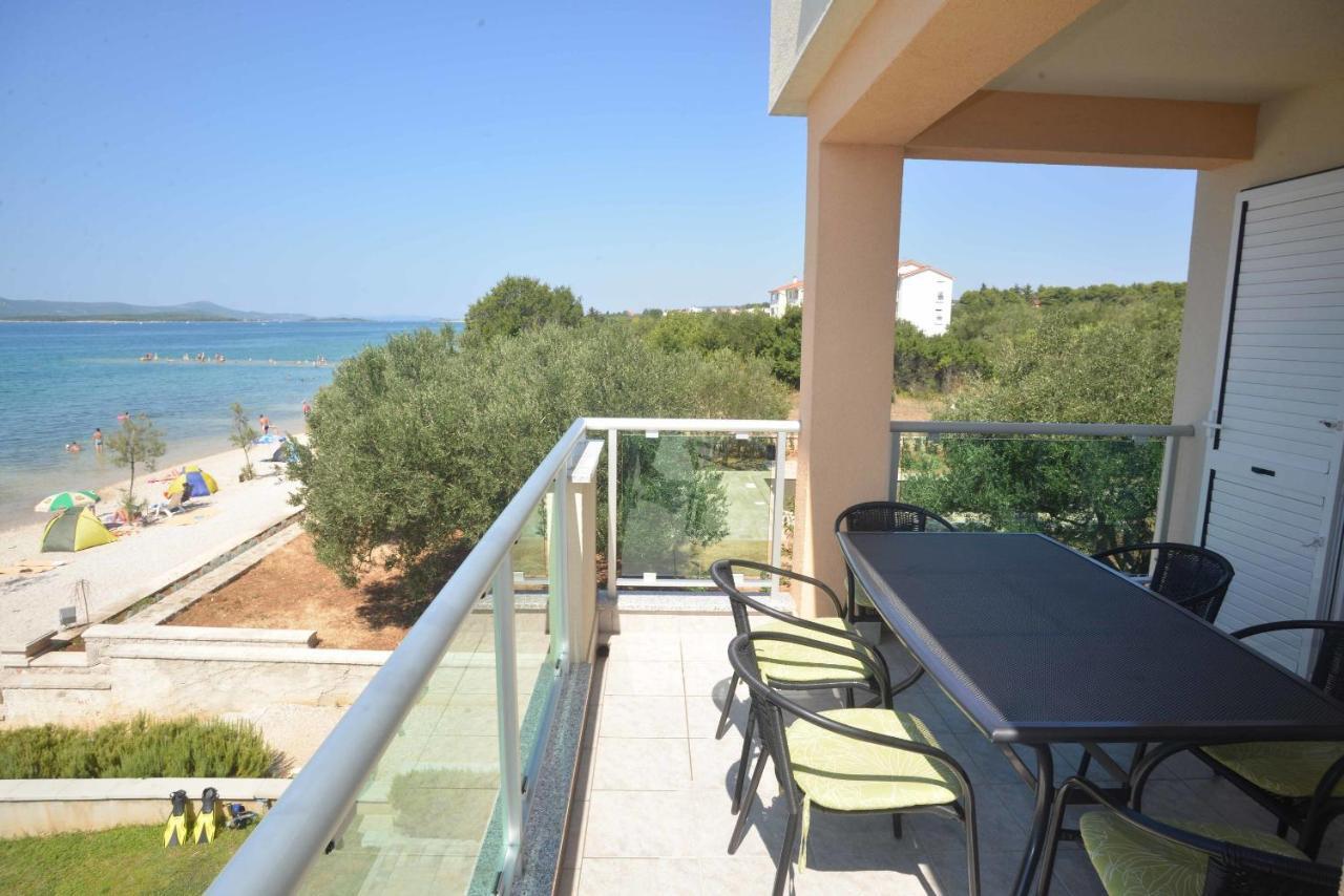 Apartments Citrine On The Beach Biograd na Moru Kültér fotó